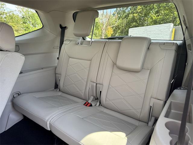 new 2026 Volkswagen Atlas car, priced at $41,902