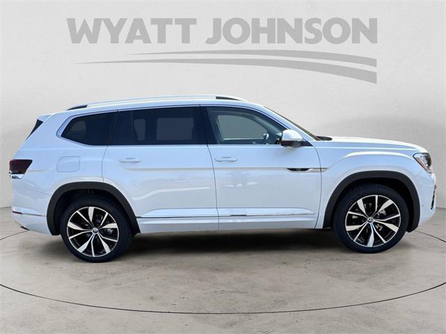 new 2026 Volkswagen Atlas car, priced at $58,453