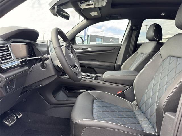 new 2026 Volkswagen Atlas Cross Sport car, priced at $56,293