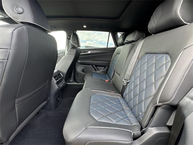 new 2026 Volkswagen Atlas Cross Sport car, priced at $56,293