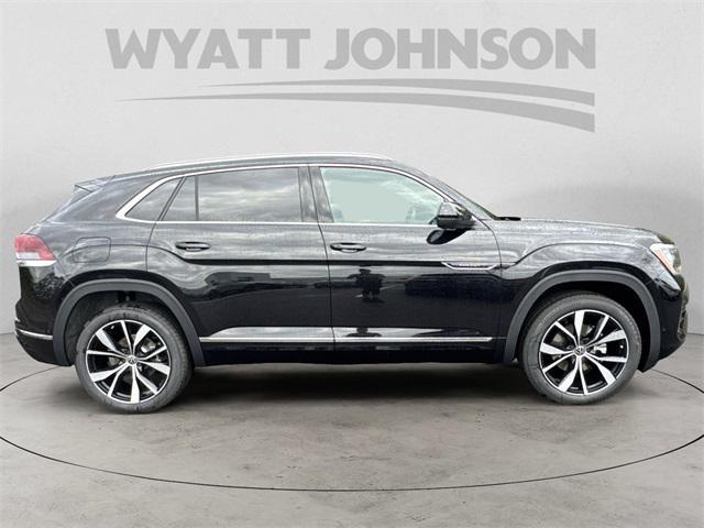 new 2026 Volkswagen Atlas Cross Sport car, priced at $56,293