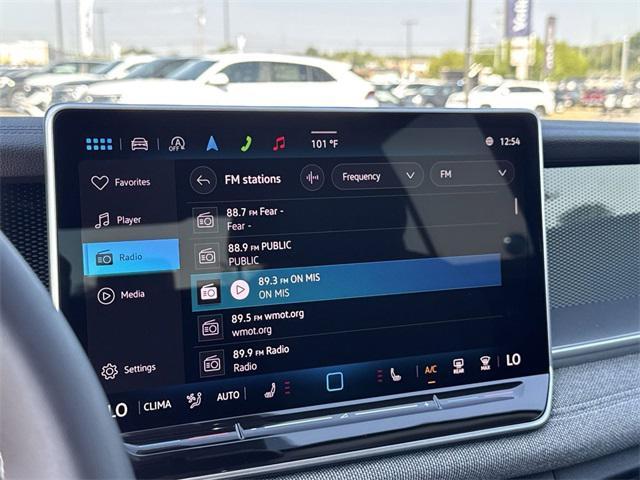 new 2025 Volkswagen Tiguan car, priced at $32,261