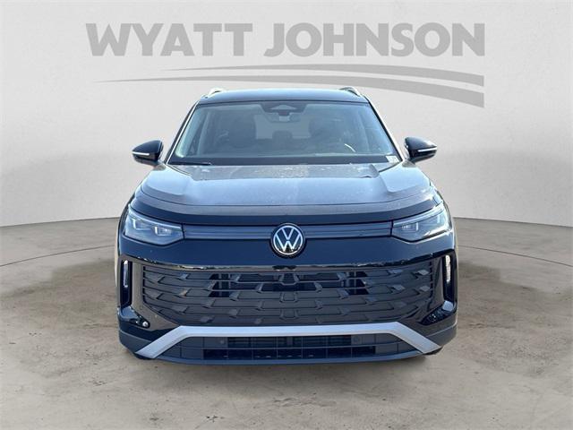 new 2025 Volkswagen Tiguan car, priced at $32,261