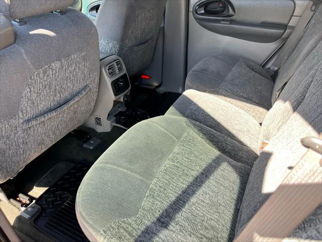 used 2003 Chevrolet TrailBlazer car, priced at $2,950