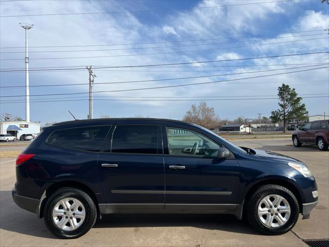 used 2011 Chevrolet Traverse car, priced at $5,950