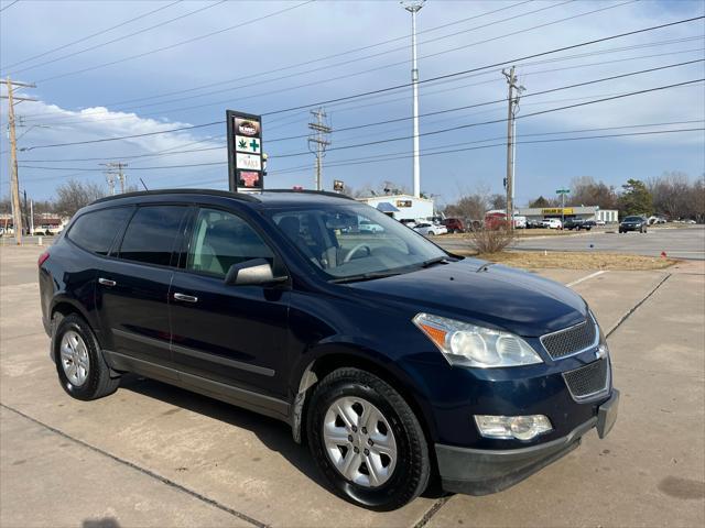 used 2011 Chevrolet Traverse car, priced at $5,950