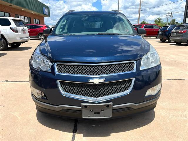 used 2011 Chevrolet Traverse car, priced at $3,950