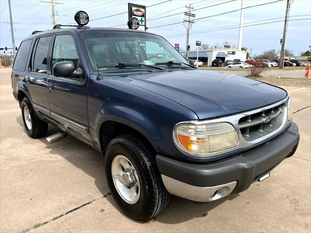 used 2000 Ford Explorer car, priced at $2,950