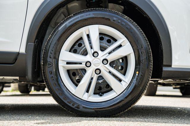 new 2025 Nissan Kicks car, priced at $23,760