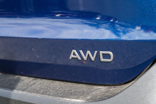 new 2025 Nissan Kicks car, priced at $24,378