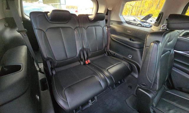 used 2022 Jeep Grand Cherokee L car, priced at $32,000