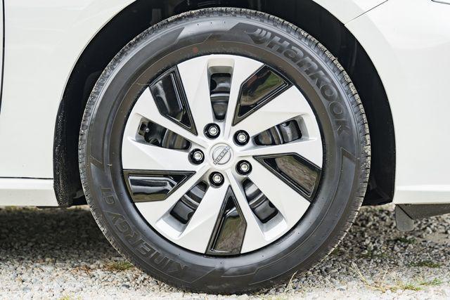 new 2025 Nissan Altima car, priced at $25,925