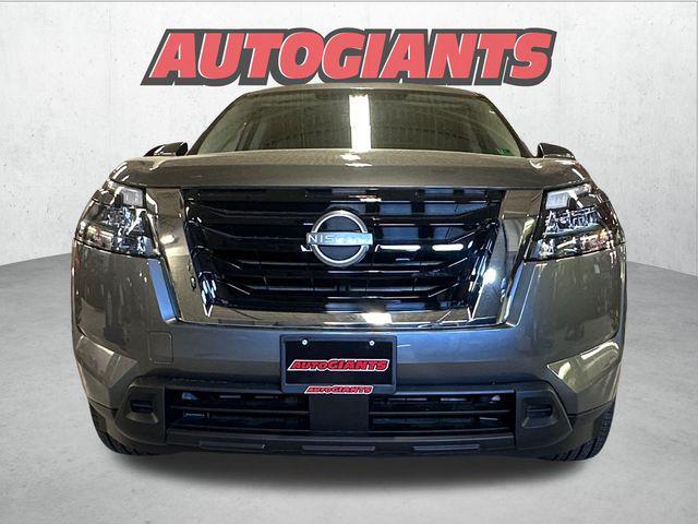 new 2025 Nissan Pathfinder car, priced at $40,999