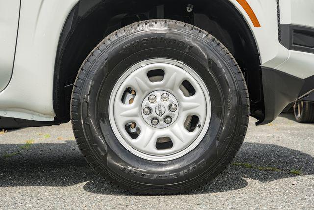 new 2025 Nissan Frontier car, priced at $31,278