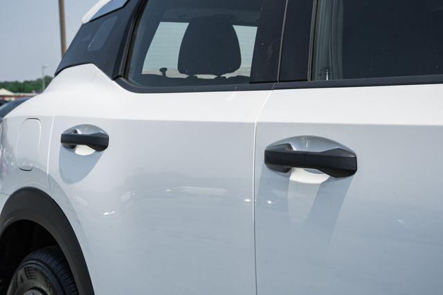 new 2025 Nissan Kicks car, priced at $25,160