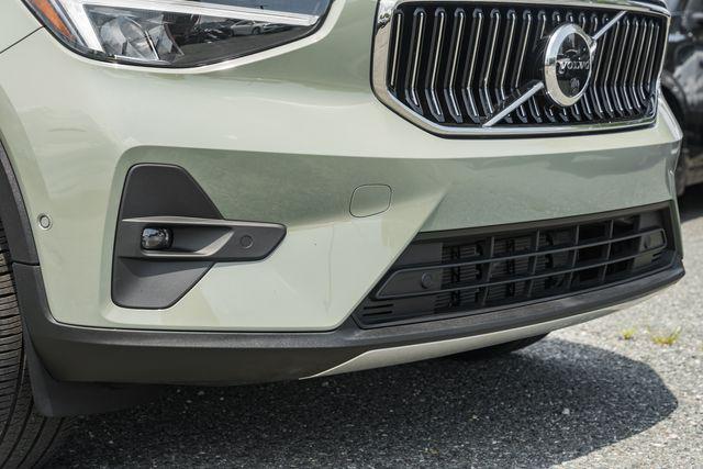 used 2023 Volvo XC40 car, priced at $33,000