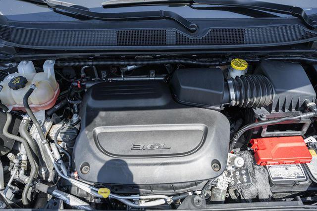 used 2023 Chrysler Pacifica car, priced at $22,500