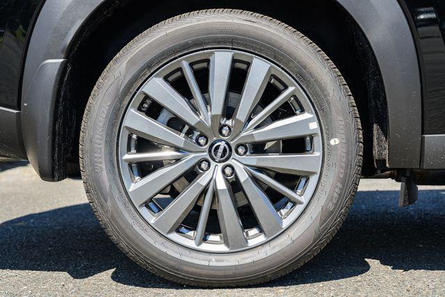 new 2025 Nissan Pathfinder car, priced at $41,416