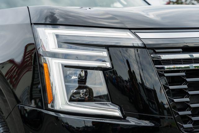 new 2025 Nissan Armada car, priced at $67,301