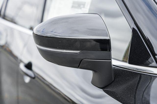 new 2025 Nissan Pathfinder car, priced at $48,435