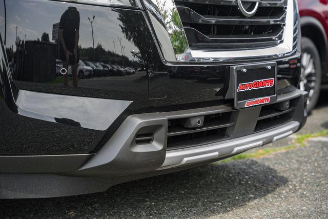 new 2025 Nissan Pathfinder car, priced at $45,419