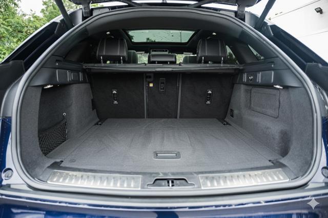 used 2021 Land Rover Range Rover Velar car, priced at $31,000