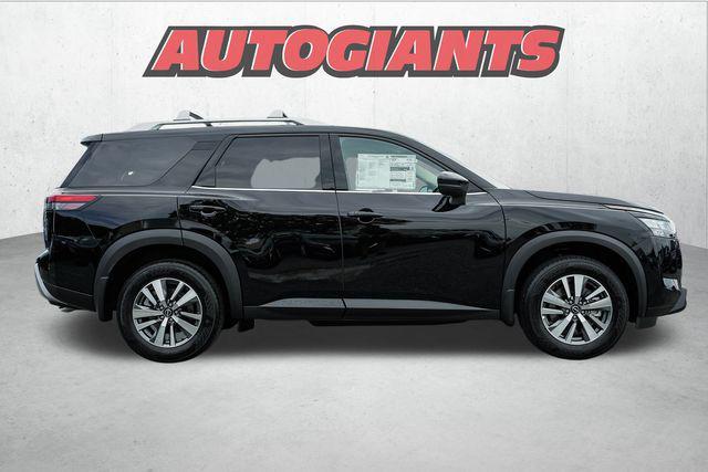 new 2025 Nissan Pathfinder car, priced at $41,935