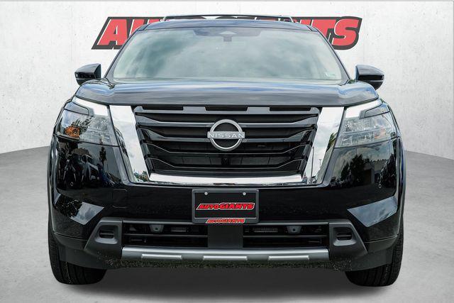 new 2025 Nissan Pathfinder car, priced at $41,935