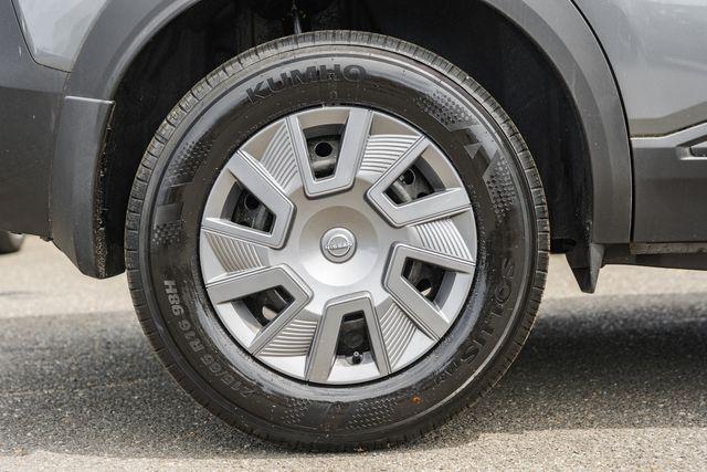 new 2025 Nissan Kicks car, priced at $25,180
