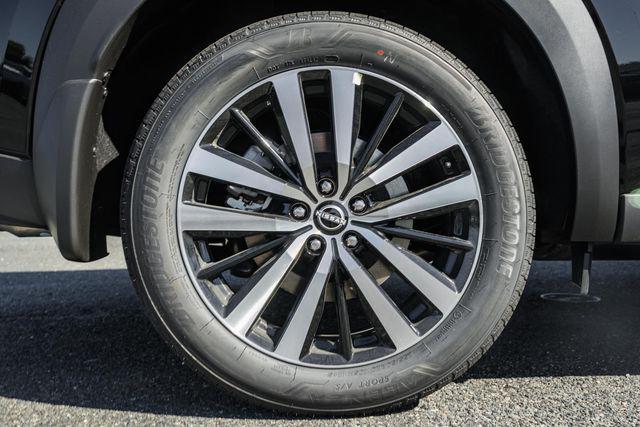 new 2025 Nissan Pathfinder car