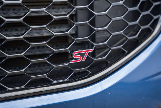 used 2019 Ford Edge car, priced at $18,000