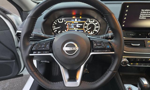 used 2023 Nissan Altima car, priced at $24,000