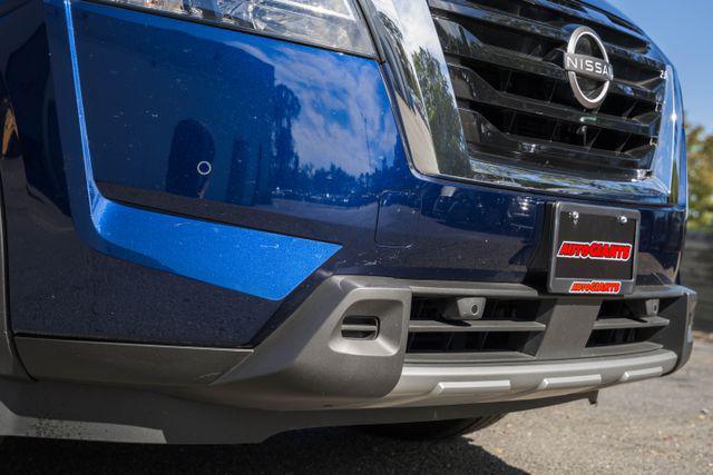 used 2024 Nissan Pathfinder car, priced at $37,500