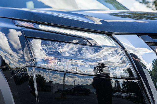new 2025 Nissan Pathfinder car, priced at $41,416