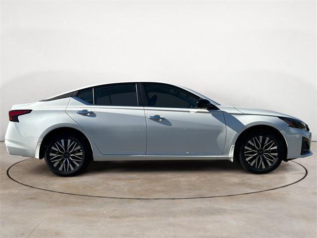 new 2024 Nissan Altima car, priced at $27,500