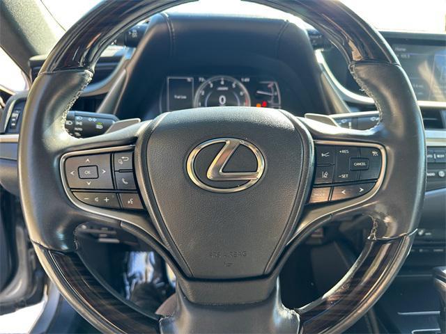 used 2020 Lexus ES 350 car, priced at $31,000