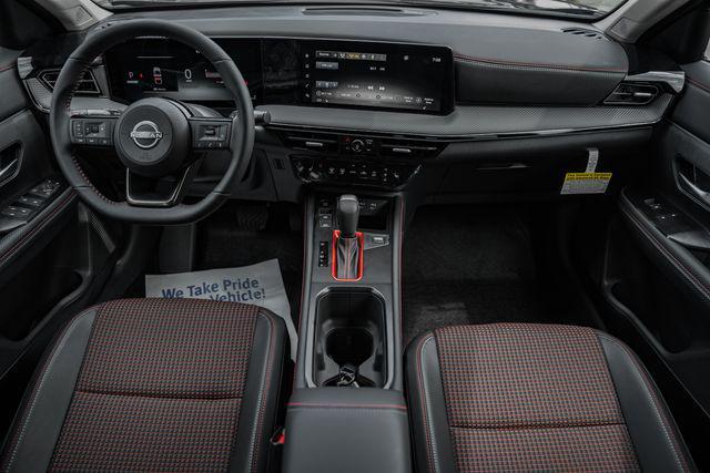 new 2025 Nissan Kicks car, priced at $34,160