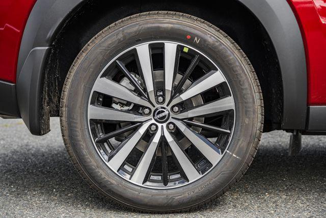 new 2025 Nissan Pathfinder car, priced at $49,510