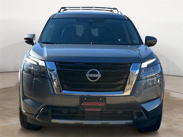 new 2025 Nissan Pathfinder car, priced at $46,465