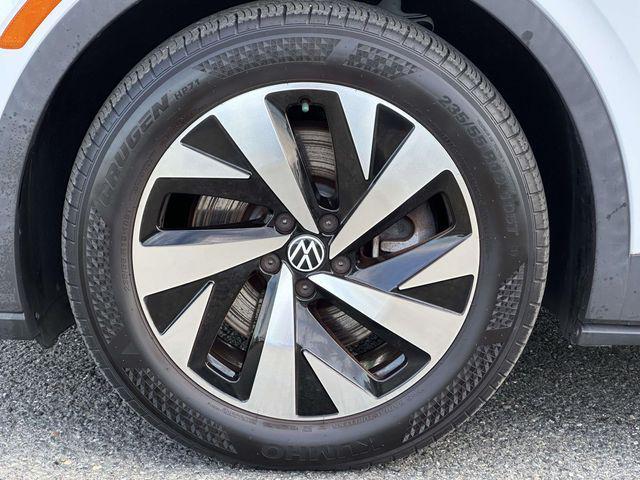 used 2023 Volkswagen ID.4 car, priced at $20,000