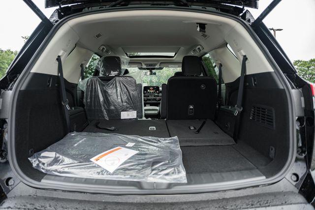 new 2025 Nissan Pathfinder car, priced at $44,000