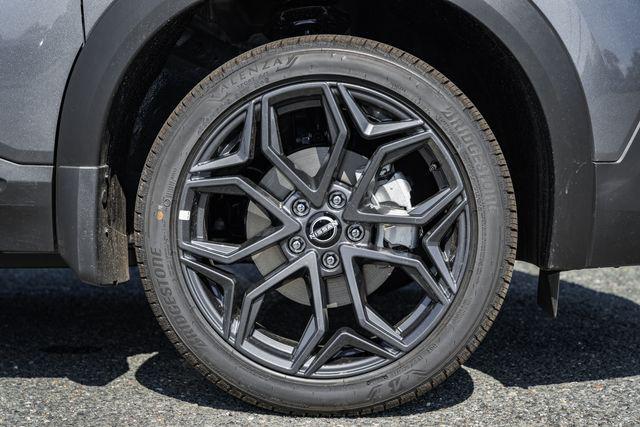 new 2025 Nissan Kicks car