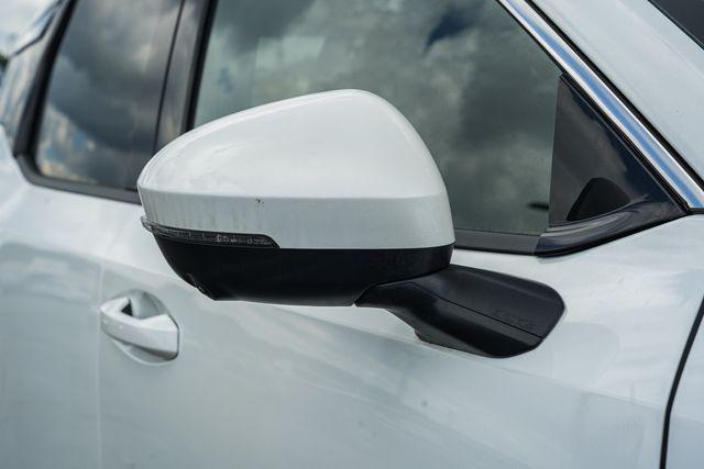 new 2025 Nissan Kicks car, priced at $29,900
