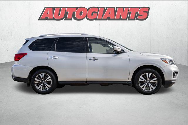 used 2017 Nissan Pathfinder car, priced at $14,000