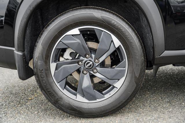 new 2026 Nissan Rogue car, priced at $30,256