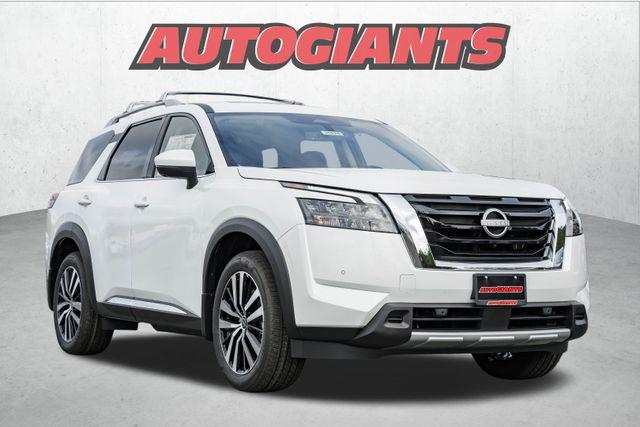 new 2025 Nissan Pathfinder car, priced at $46,031