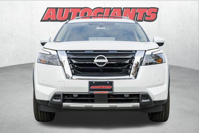 new 2025 Nissan Pathfinder car, priced at $46,031