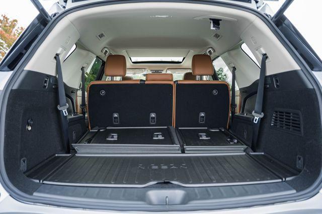 new 2025 Nissan Pathfinder car, priced at $46,031