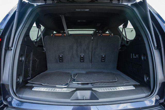 used 2024 GMC Yukon XL car, priced at $80,000