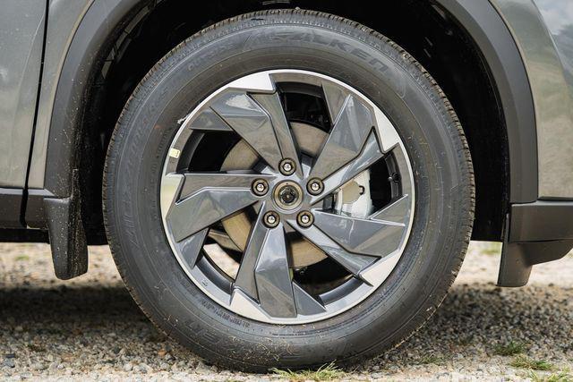 new 2026 Nissan Rogue car, priced at $28,568